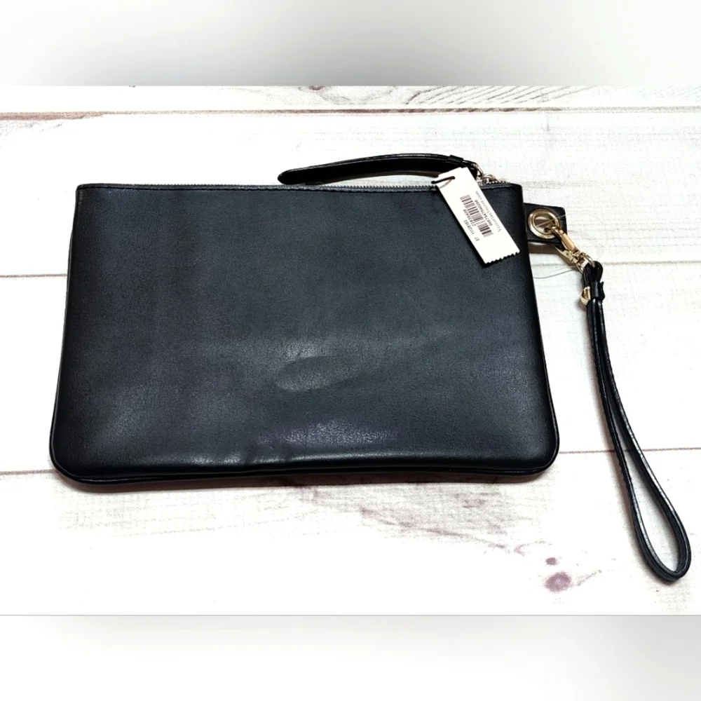 Victoria's Secret Black Studded Wristlet Wallet Limited Edition - New With Tags - Picture 2 of 7